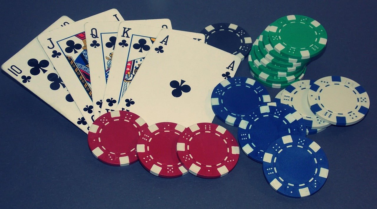 Người chơi Việt Nam tham gia sảnh live casino baccarat trên điện thoại tại tieng ruoi